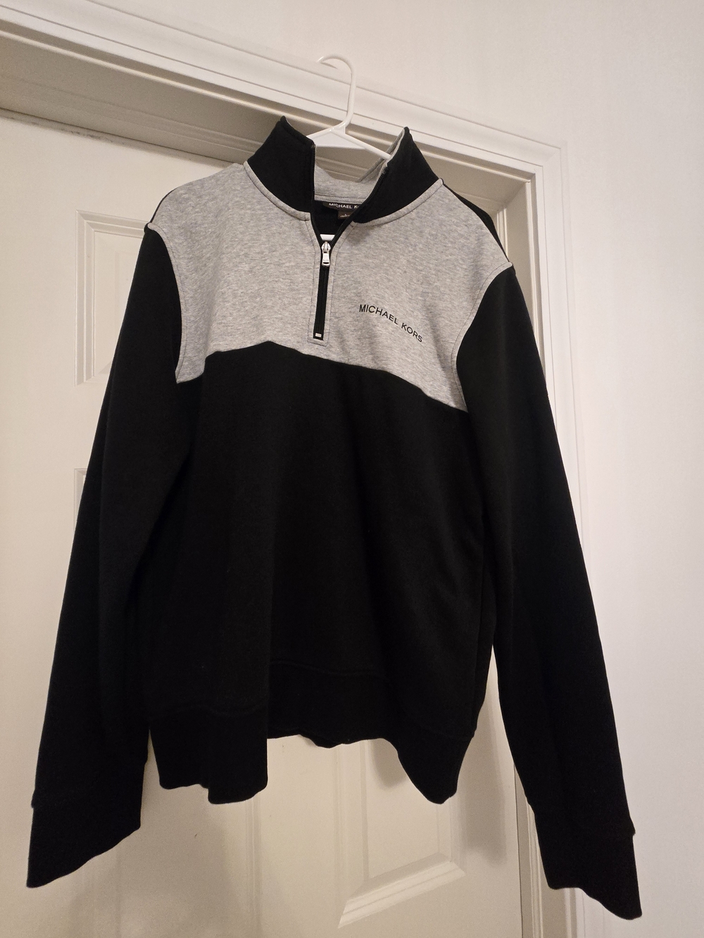 Michael Kors Men's Black & Gray Half-Zip Colorblock Pullover